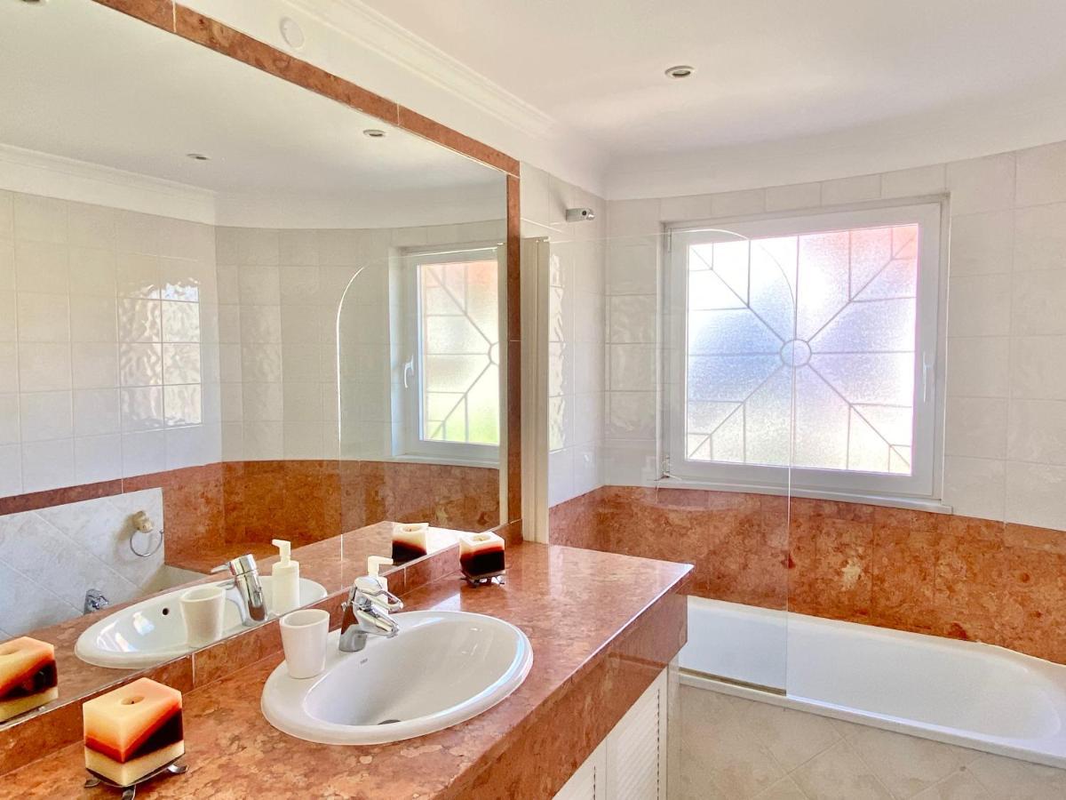 Vilamoura Central 2 Bedroom Apartment ภายนอก รูปภาพ
